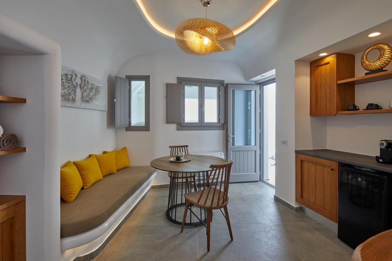 Allure Breeze Suites Oia  Bagian luar foto