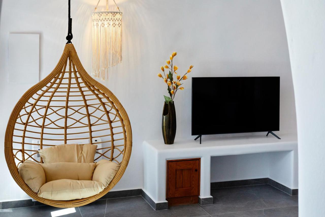 Allure Breeze Suites Oia  Bagian luar foto