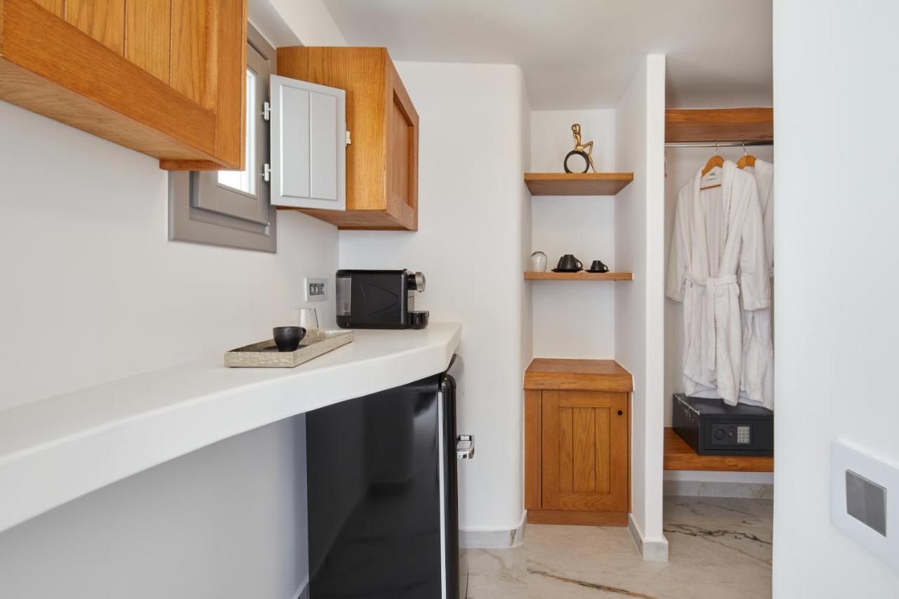 Allure Breeze Suites Oia  Bagian luar foto