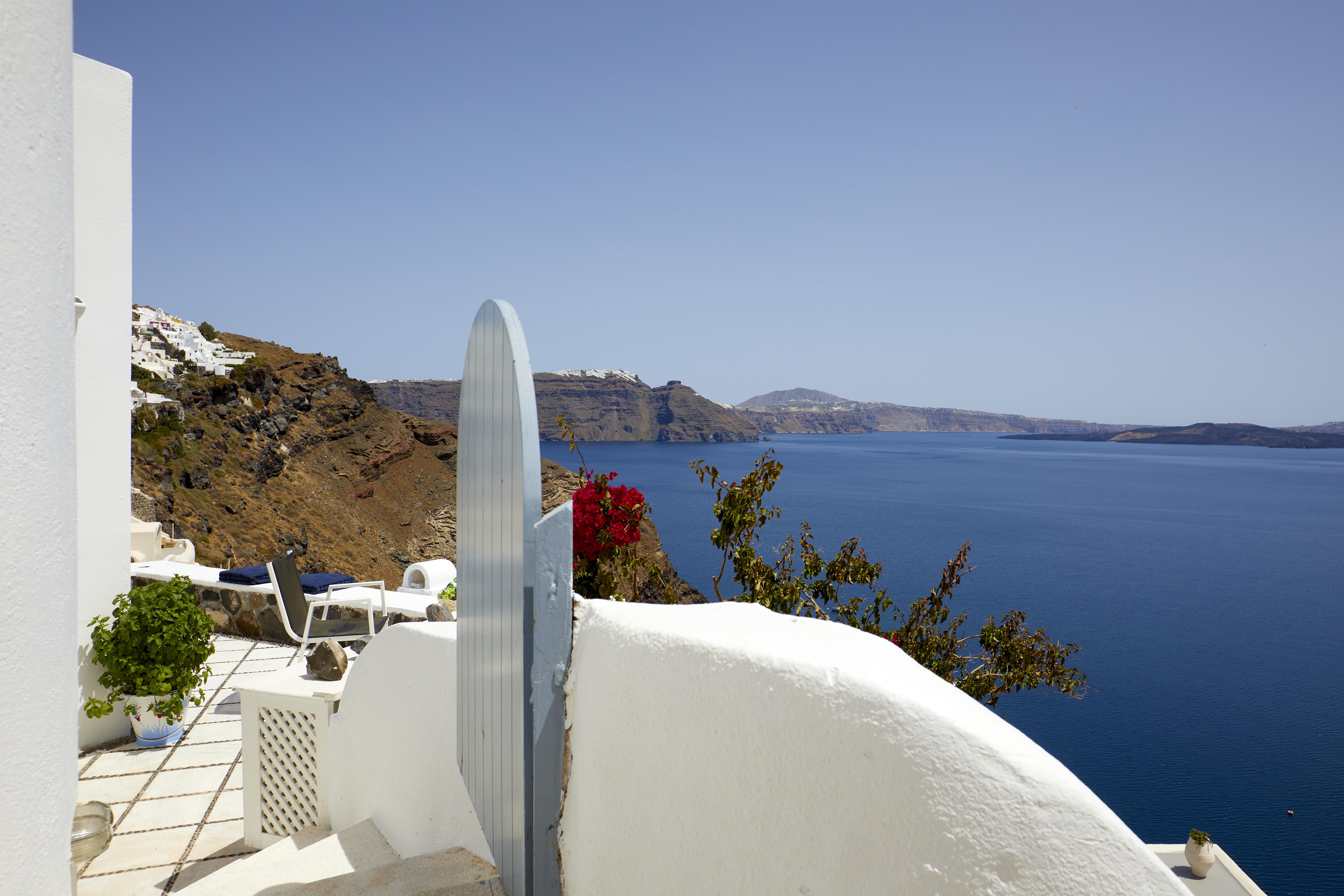 Allure Breeze Suites Oia  Bagian luar foto