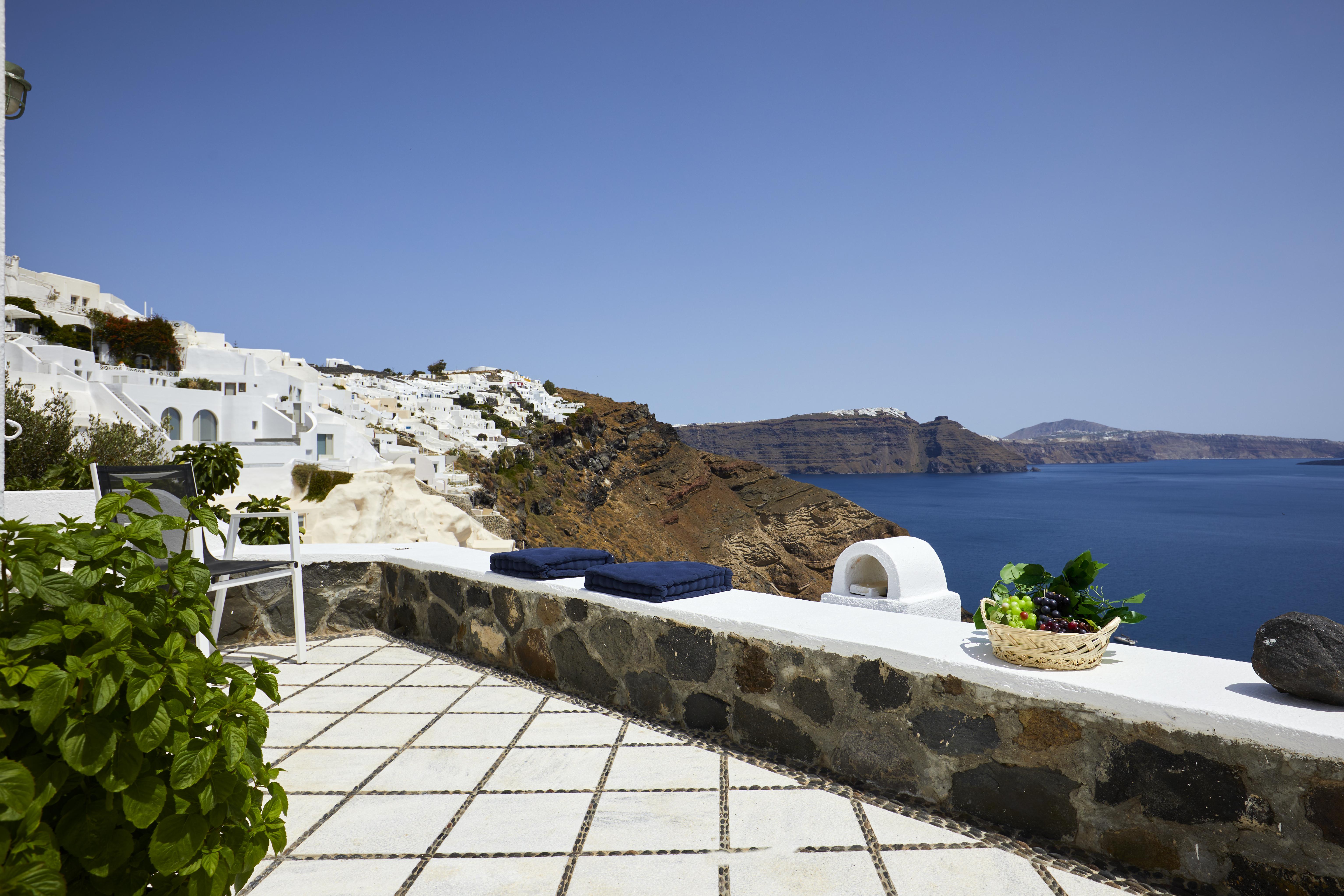 Allure Breeze Suites Oia  Bagian luar foto