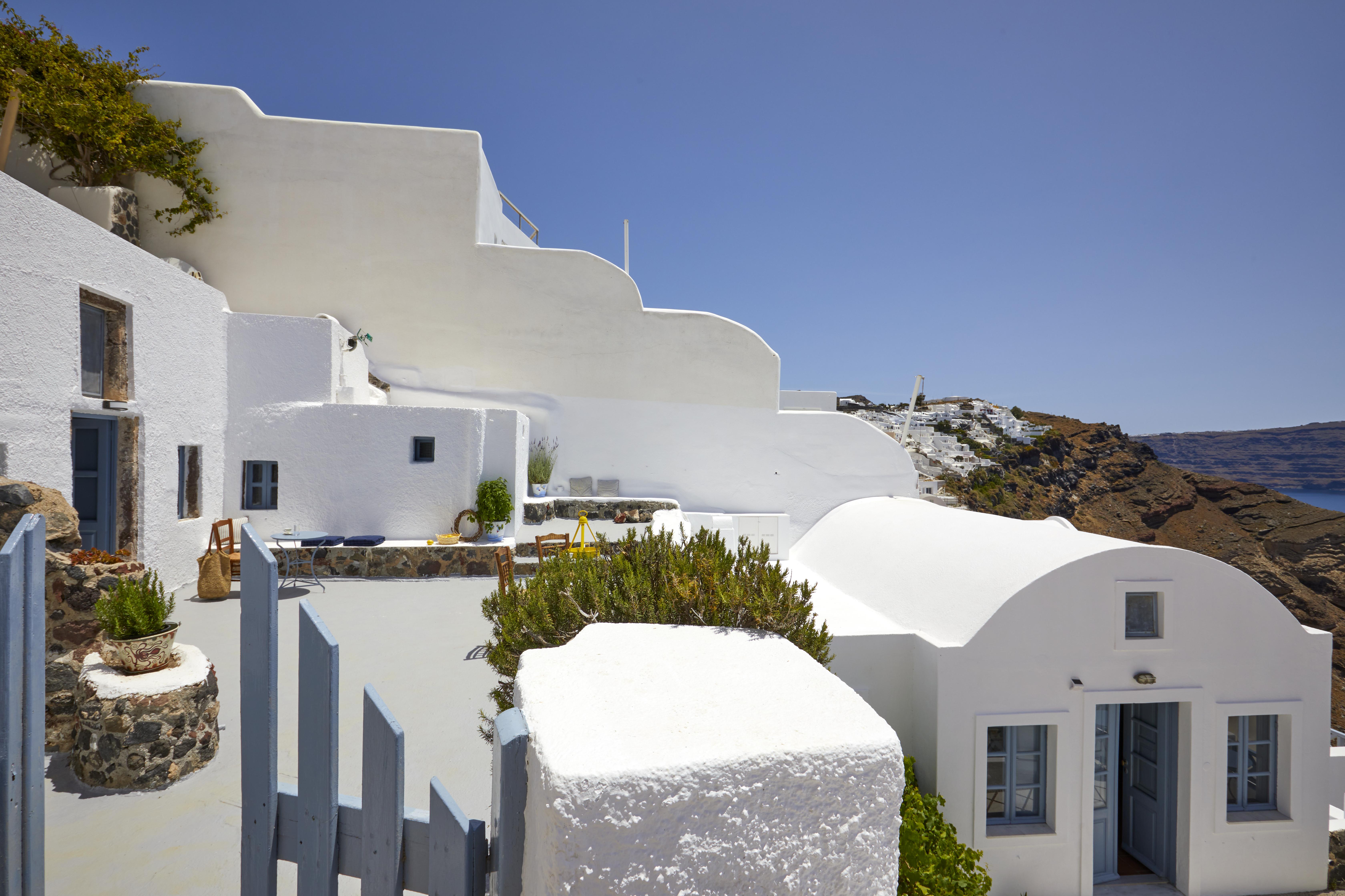Allure Breeze Suites Oia  Bagian luar foto